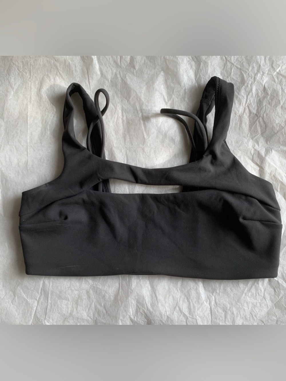 Lululemon Everlux Front Cut-Out Train Bra - Graphite Grey - Size 10